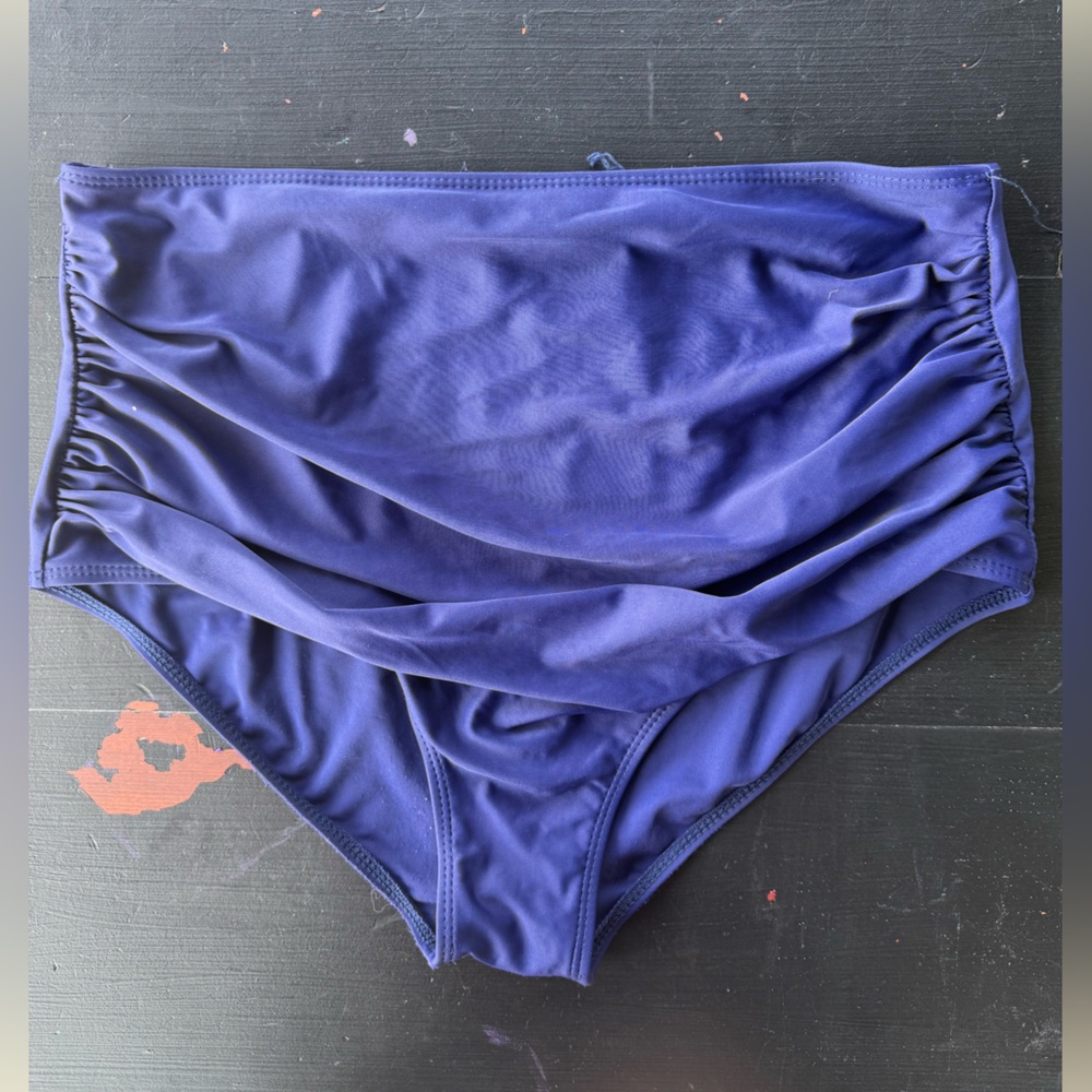 Amazon Essentials Women's High-Waisted Bikini Bottom - Deep Blue
